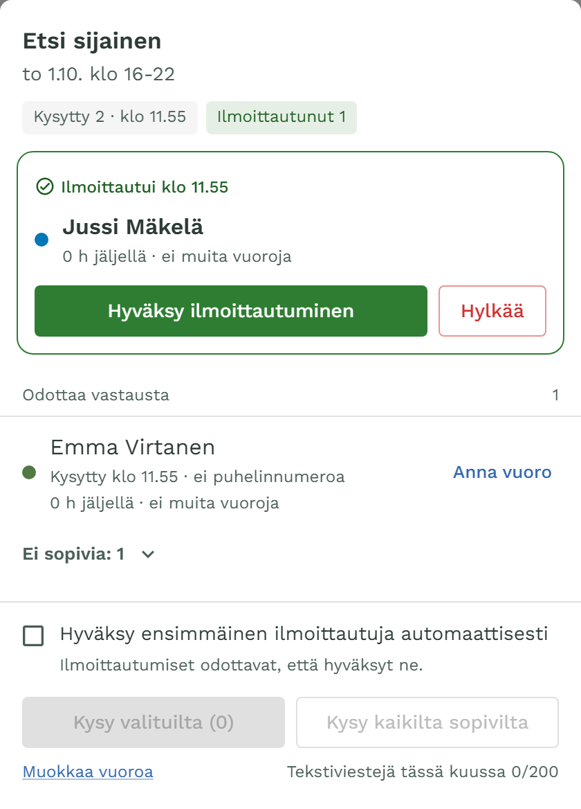 Etsi sijainen: Jussi ilmoittautui klo 11.55, napit Hyväksy ilmoittautuminen ja Hylkää. Emma kohdassa Odottaa vastausta.